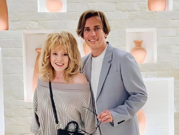 Комаровский: Ну какой из Пугачевой президент России? Никого никуда она повести не может