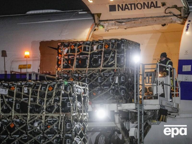 США схвалили перші пакети військової допомоги Україні, які оплатили союзники – ЗМІ