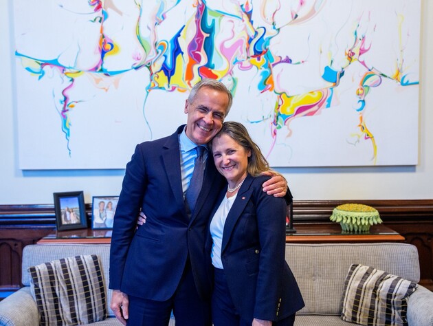 Христя Фріланд, яка має українське коріння, покидає пост в уряді Канади. Яку посаду їй запропонували?