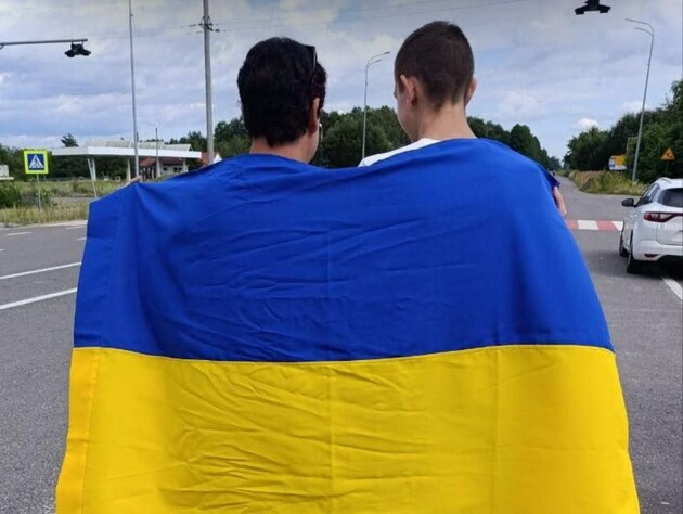 Батьків РФ засудила до колонії, згорів будинок. З окупації повернули 16 українських дітей