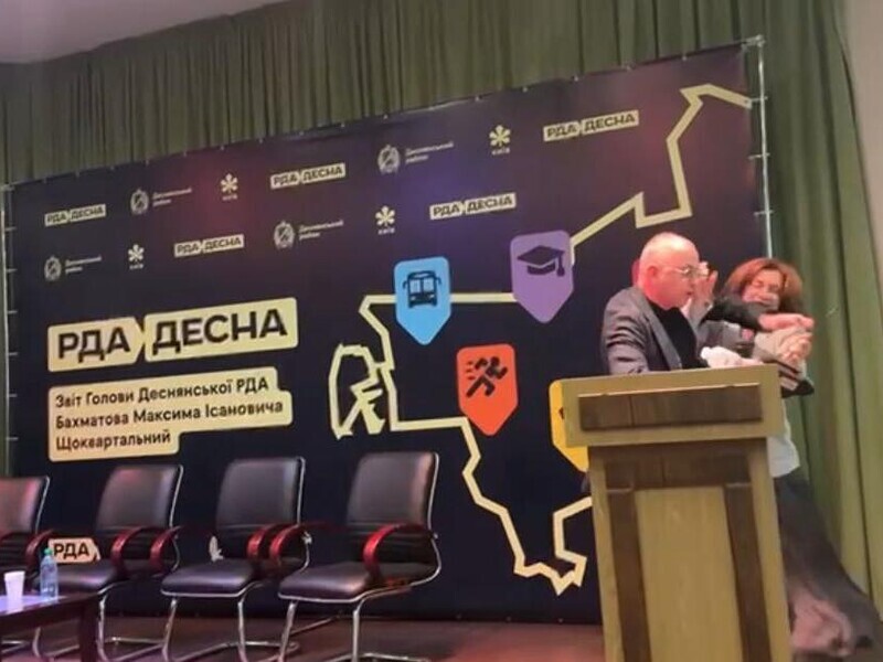 Комісії Київради підтримали звернення до президента про звільнення очільника Деснянської РДА Бахматова