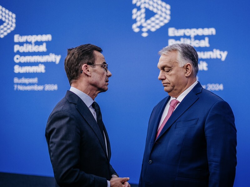 Шведский премьер вспомнил Орбану, как российские танки душили свободу Венгрии, и его кофе с Путиным