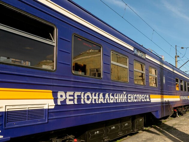 РФ уразила залізничну інфраструктуру в Полтавській області, низка поїздів затримується