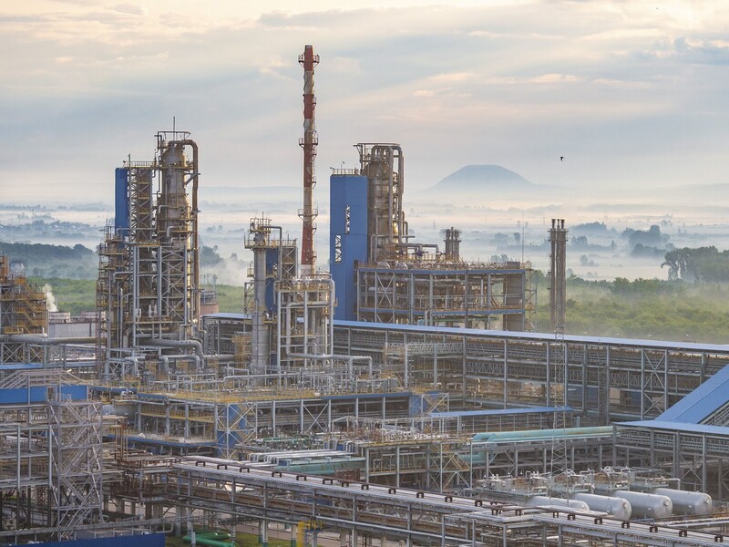 У Росії дрони атакували нафтохімічний завод "Газпрому"