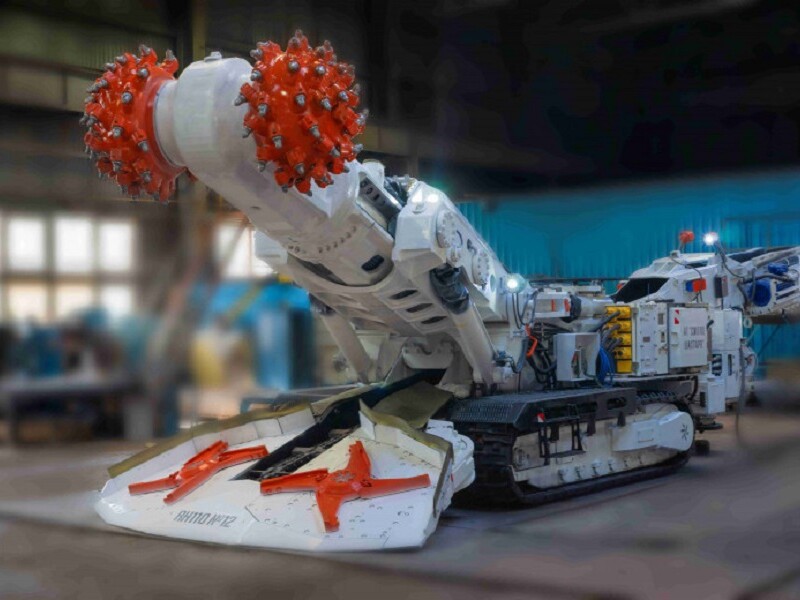 З початку року ДТЕК виготовив шість нових прохідницьких комбайнів для шахт