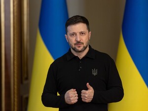 Украина частично открывает экспорт оружия – Зеленский