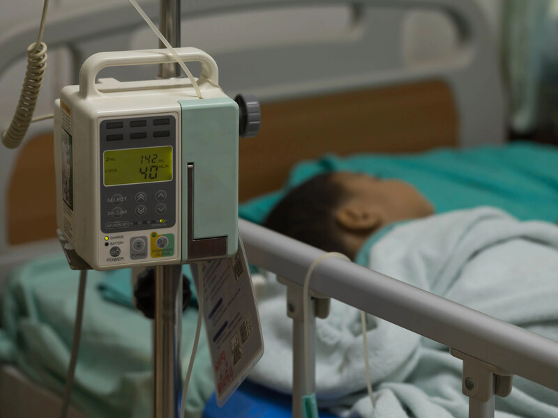 В Индии пастух нашел похороненную заживо 20-дневную девочку, но не стал ее выкапывать