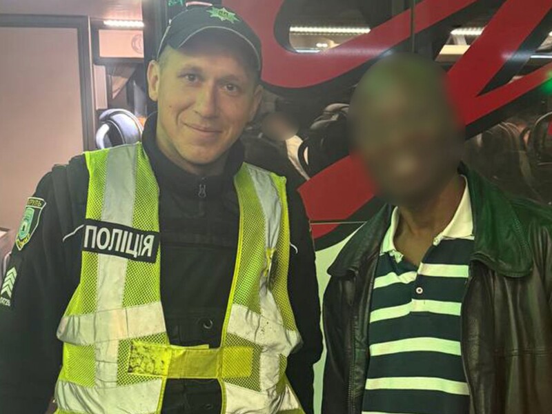 Водитель забыл иностранца на трассе без документов. Полиция устроила погоню, но догнала не того