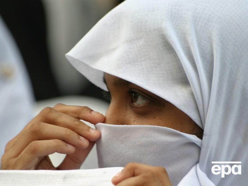 В Германии вспыхнул скандал из-за скидки "только для женщин с покрытой головой"