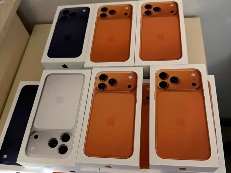 У першу добу продажів iPhone 17 на кордоні з Україною вже виявили перші спроби контрабанди. Фото