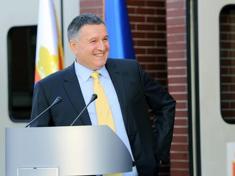 Аваков: Товарообмен с оккупированными территориями Донбасса нужно запретить