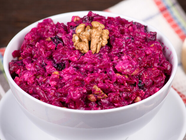 Просто додайте це до буряка – і отримаєте дуже смачний салат. Швидкий рецепт
