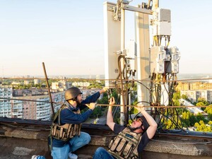 РФ массово атакует дронами мобильные вышки в приграничье Украины – эксперт