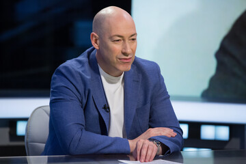 Шокирующий план для Украины, здоровье Трампа, импотенция НАТО, Россия без бензина. Стрим Голованова с Гордоном. Трансляция