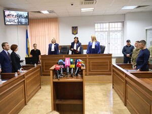 Працівника УДО засудили до довічного за вбивство підлітка на фунікулері в Києві. Хронологія справи