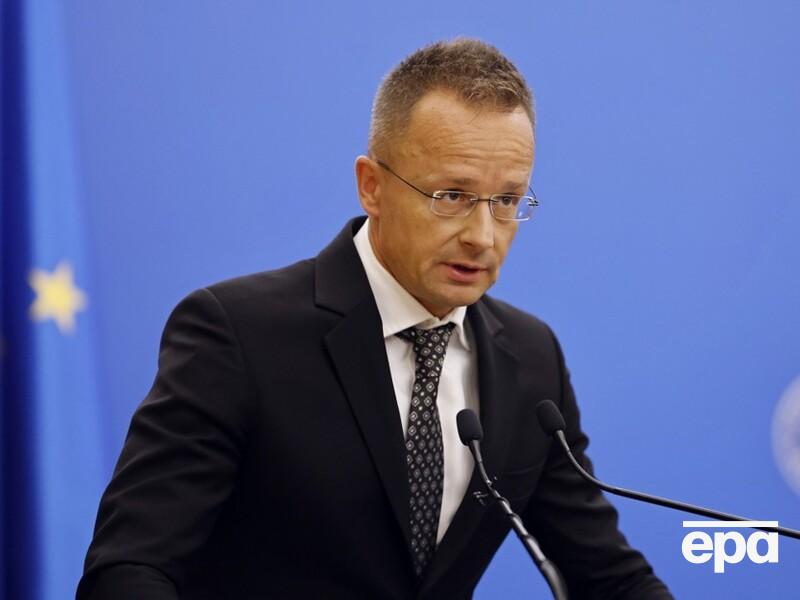 Комментируя российскую дроновую атаку на Польшу, Сийярто призвал "услышать" РФ