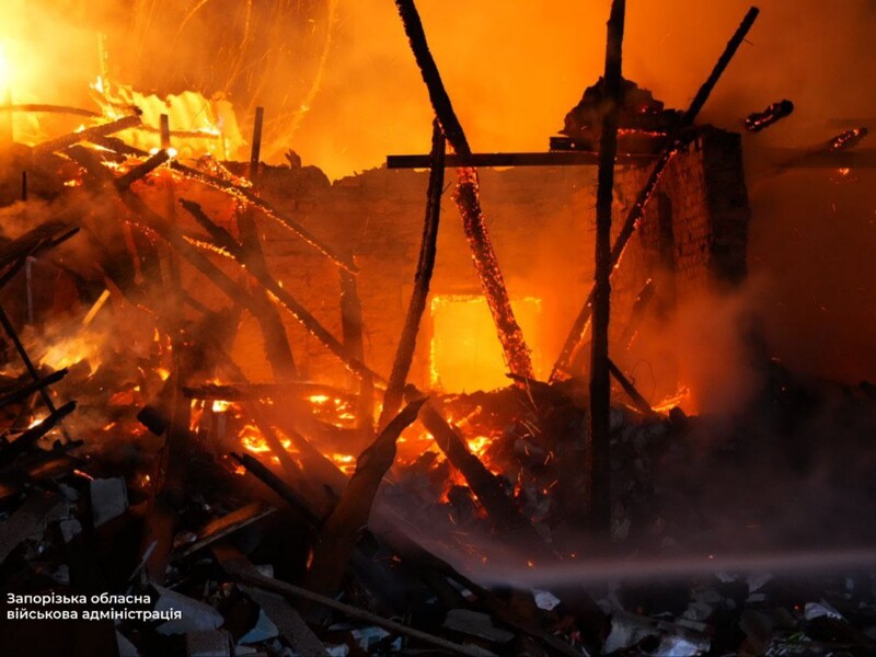 Россияне вторую ночь подряд массированно били по Запорожью. Глава ОВА сообщил о последствиях