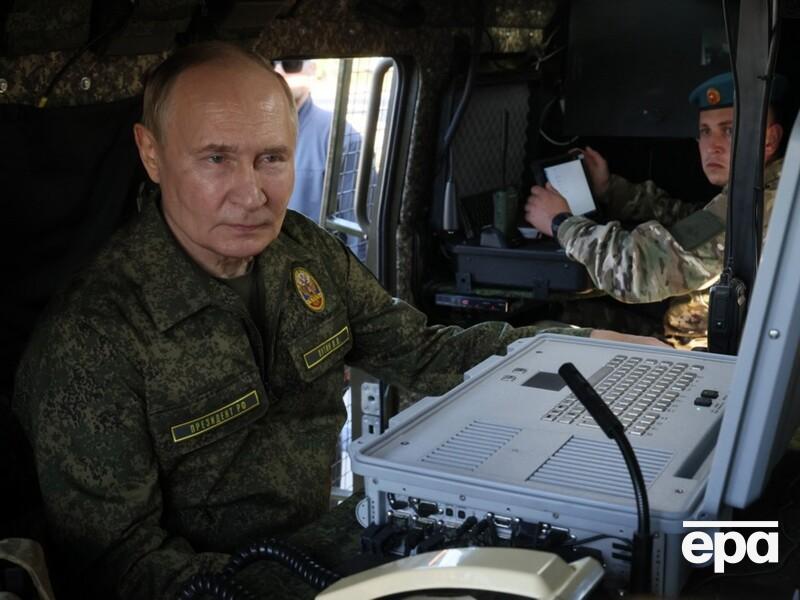 Під час навчань Путін "натискає на кнопку", щоб бути психологічно готовим до ядерного удару – ЗМІ