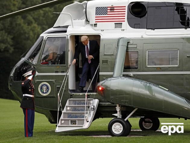 Мужчина без рубашки нацелил лазерную указку на вертолет Трампа, ему грозит тюрьма