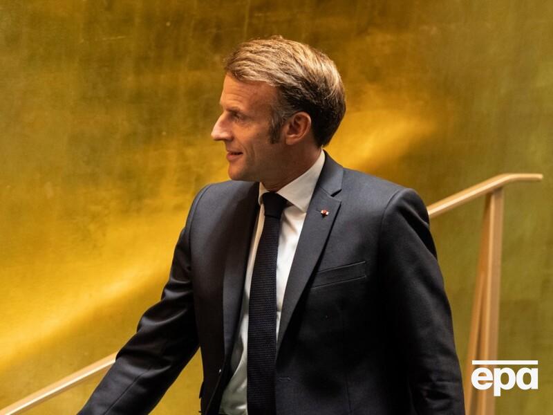 "Вгадайте, що сталося!" Макрон телефонував Трампу через інцидент на дорогах Нью-Йорка. Відео