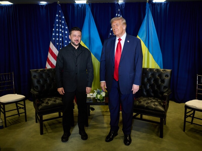 Зеленський: Трамп довіряв Путіну, коли той розповідав казки. Зараз він довіряє мені більше