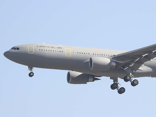 Самолет министра обороны страны НАТО потерял сигнал GPS возле границ РФ