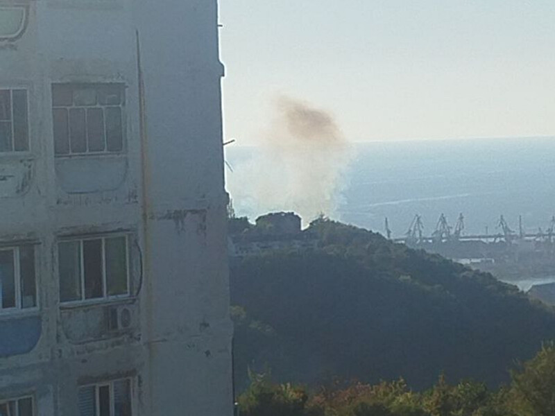 У районі порту Туапсе Краснодарської області РФ повідомляють про вибухи через морські дрони