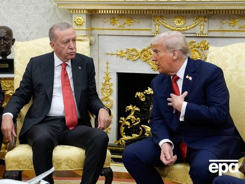 Трамп хоче, щоб Ердоган перестав купувати нафту у РФ