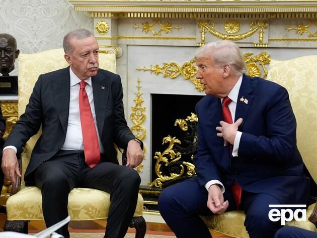 Трамп хоче, щоб Ердоган перестав купувати нафту у РФ