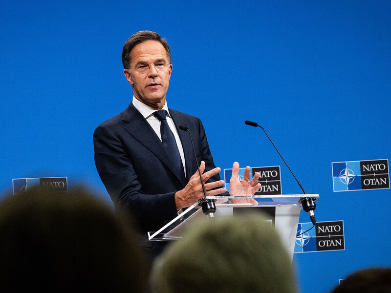 Рютте розповів, як діятиме НАТО в разі вторгнення літаків РФ