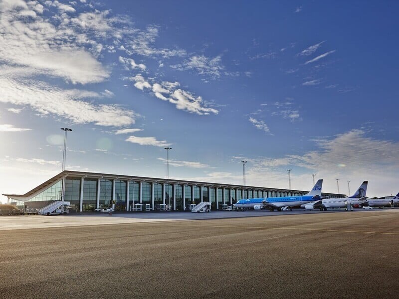 У Данії втретє за тиждень закривали аеропорт через невідомі дрони