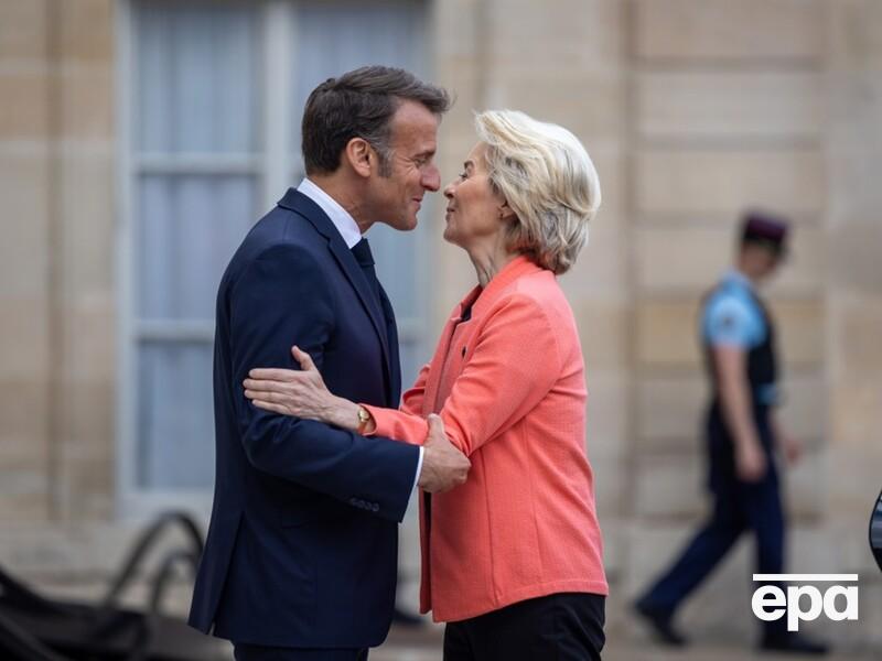 "Зараз не 90-ті". У ЄС скандал через смс Макрона главі Єврокомісії, яке вона видалила