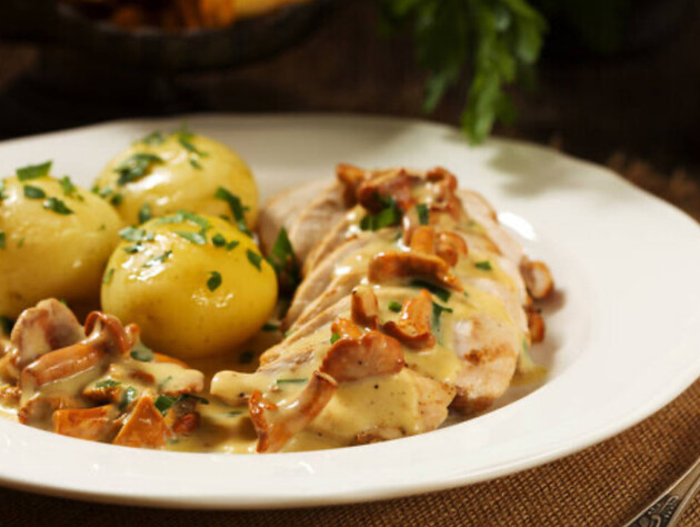 Не забудьте додати це – і вийде ідеальна низькокалорійна грибна підлива до картоплі або вареників