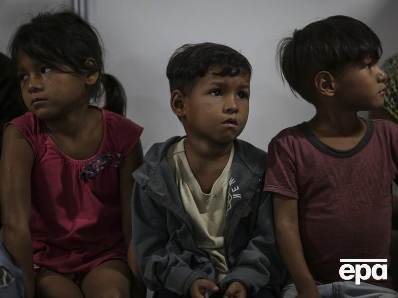 Трамп снова пытается запретить выдачу американских паспортов по праву рождения в США