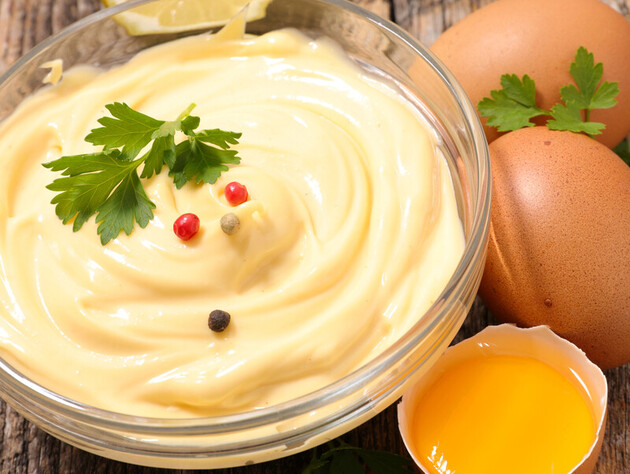 Две минуты – и очень вкусный домашний майонез готов. Самый простой рецепт