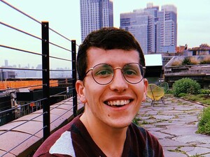 Режиссер Хилл: Американцы даже примерно не осознают масштабы войны в Украине