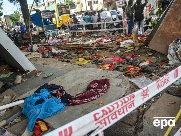 В Индии в давке на политической встрече с актером кино погибли 40 человек