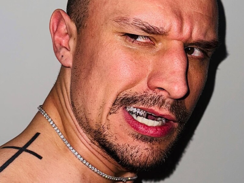 Цимбалюк нырнул в холодный водоем и показал, что было потом