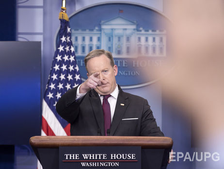 Спайсер ищет источники утечки информации из Белого дома – Politico