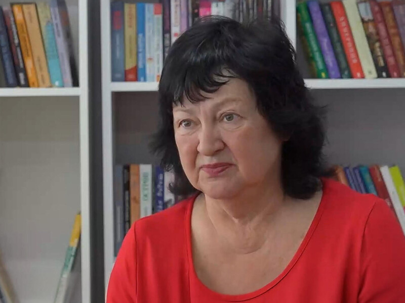 "Плакала, когда услышала украинский язык". История Татьяны из Мариуполя вошла в музей "Голоса Мирных"