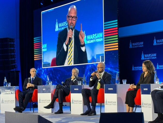 Яценюк про те, як перемогти Росію: Це має бути велике геополітичне рішення