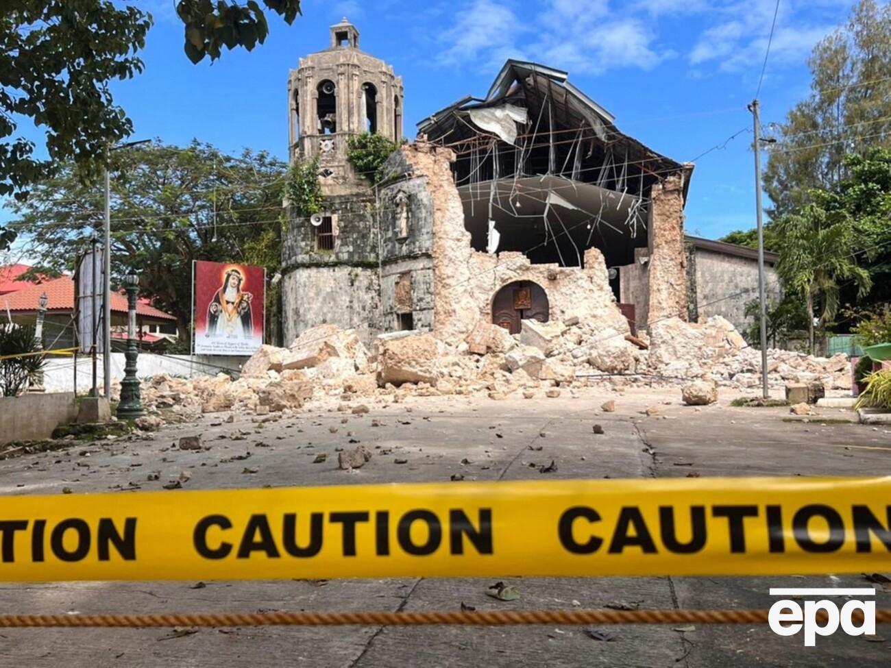 На Філіппінах стався потужний землетрус. Десятки людей загинули, сотні поранених. Фоторепортаж