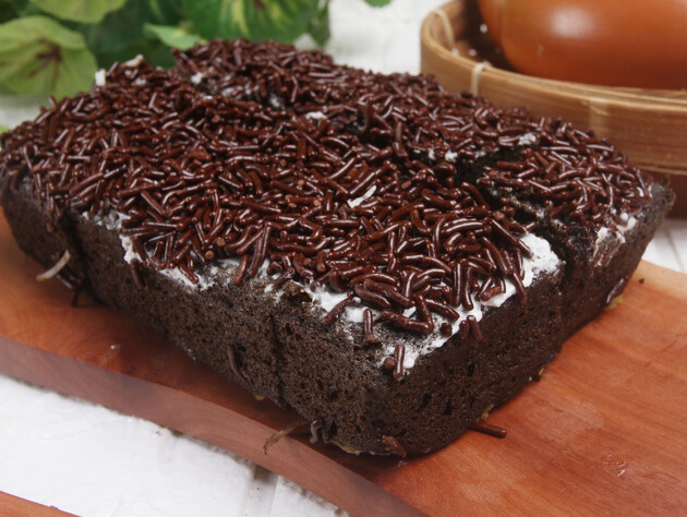 Найпростіший рецепт торта – просто змішайте чотири інгредієнти і залиште на дві години