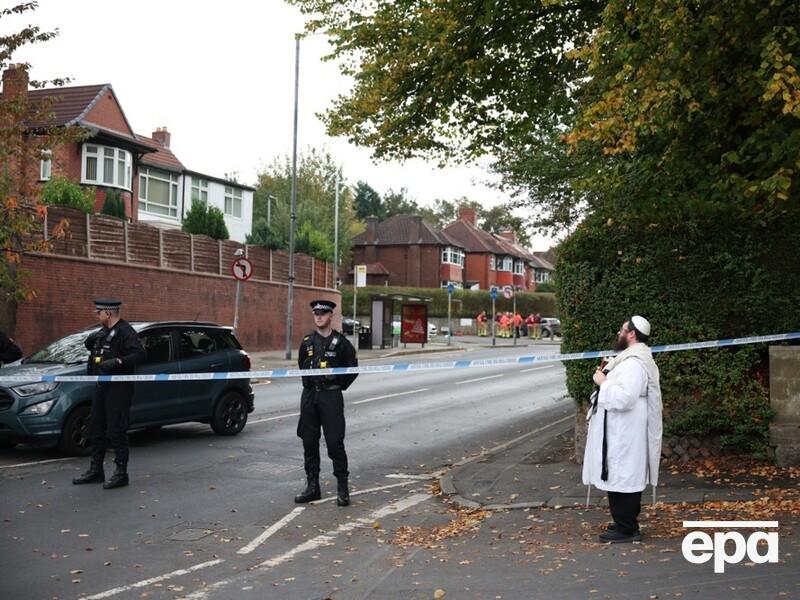 "У него бомба!" В Великобритании в важный для евреев день напали на синагогу, есть погибшие и раненые