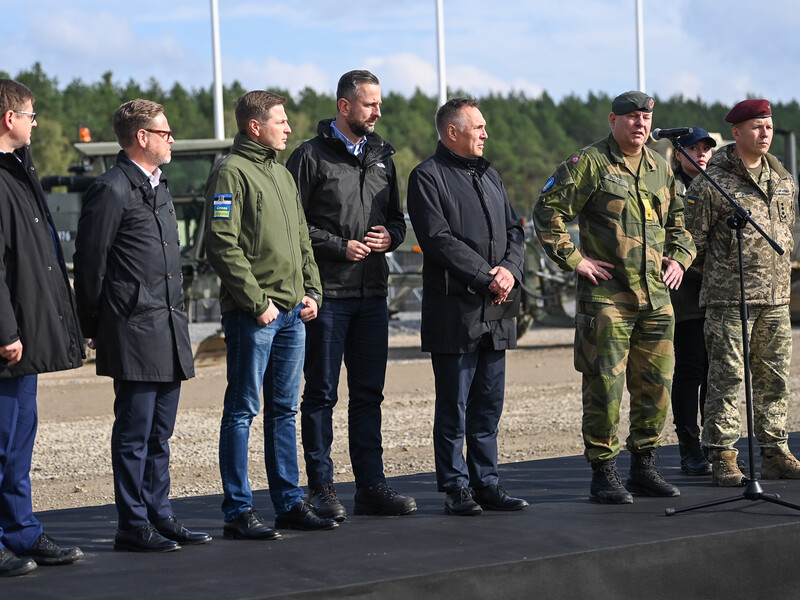 В Польше открыли крупнейший учебный центр ВСУ
