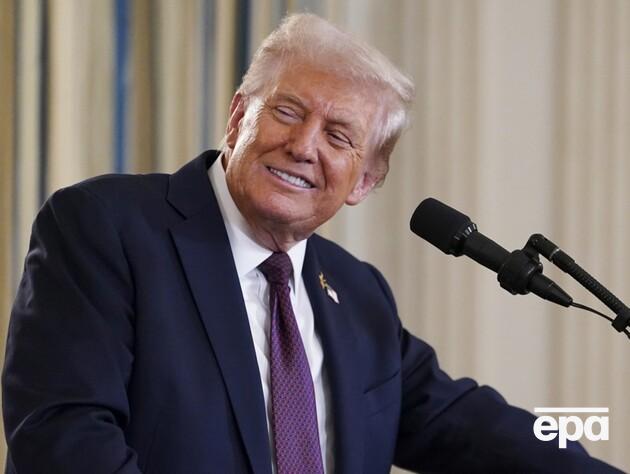 Трамп планує роздавати американцям по $1 тис. і більше. Звідки гроші? 