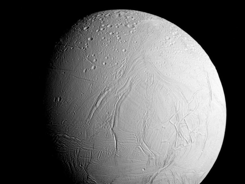 На супутнику Сатурна виявили сліди ймовірного життя