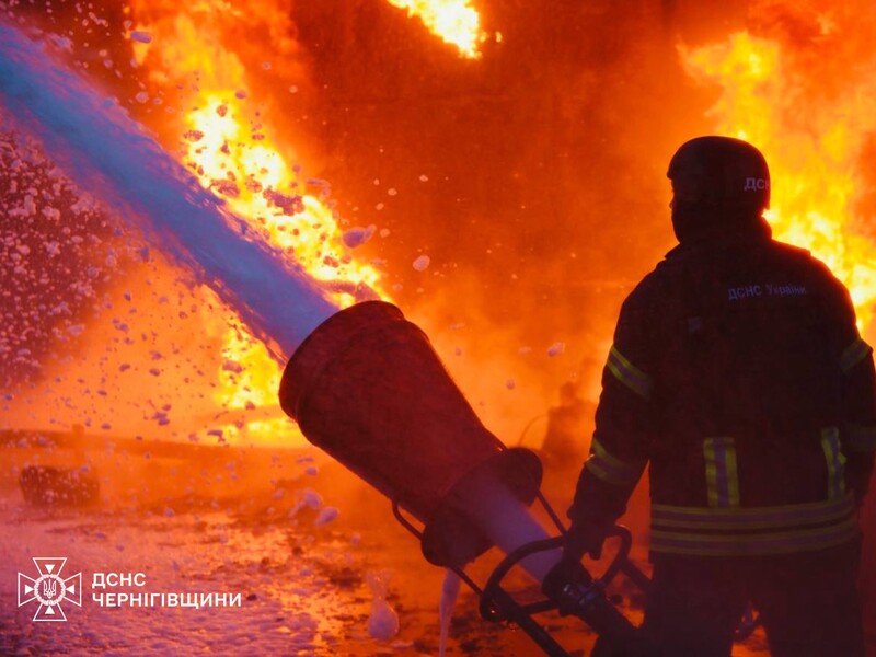 РФ атакувала інфраструктуру Чернігова. Світло в регіоні подають за графіком