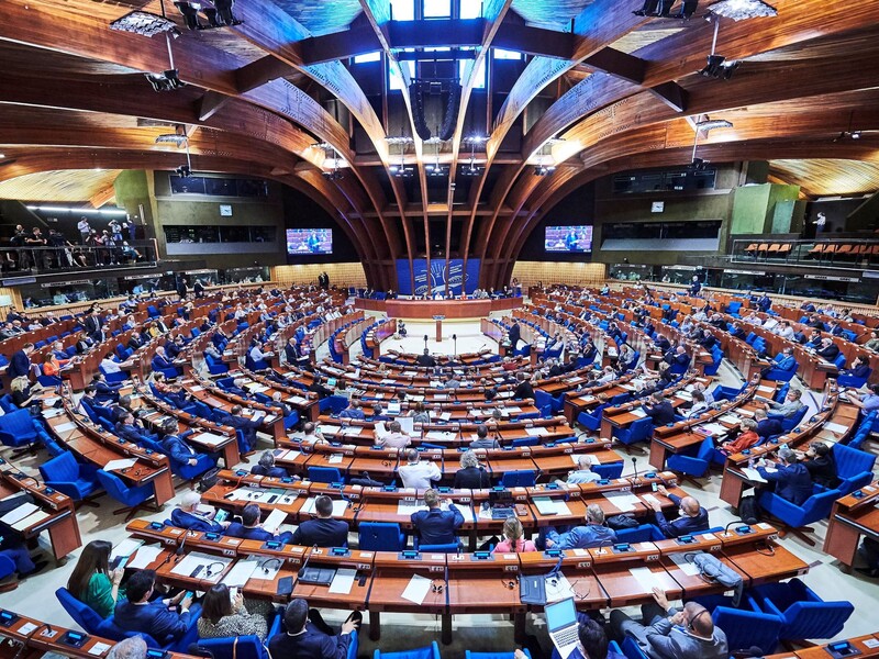 ПАСЕ поддержала возвращение россиян. Как отреагировала Украина?