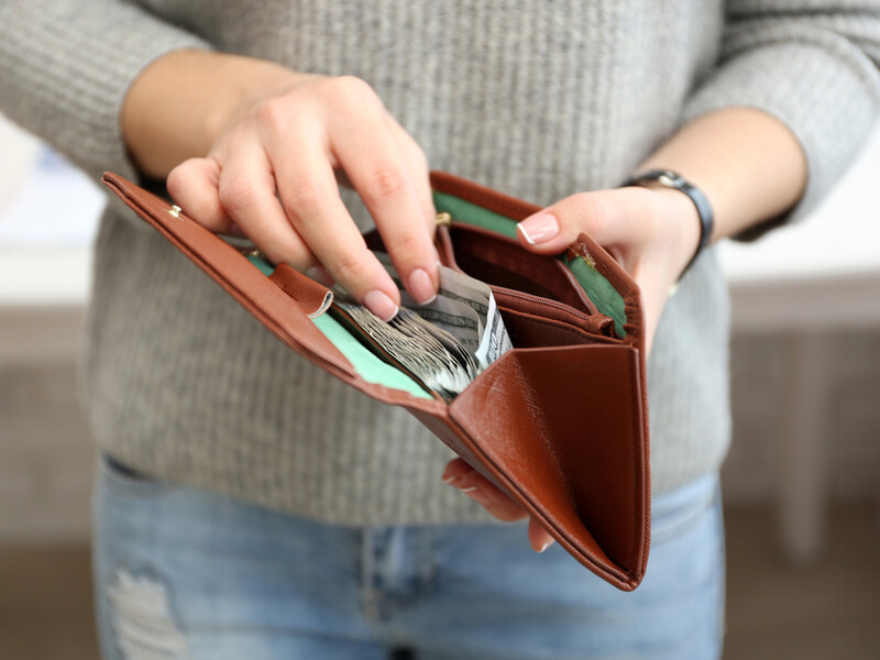 Безработным украинцам хотят повысить выплаты. На сколько?